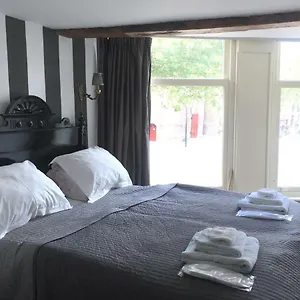 Bed & Breakfast Old 